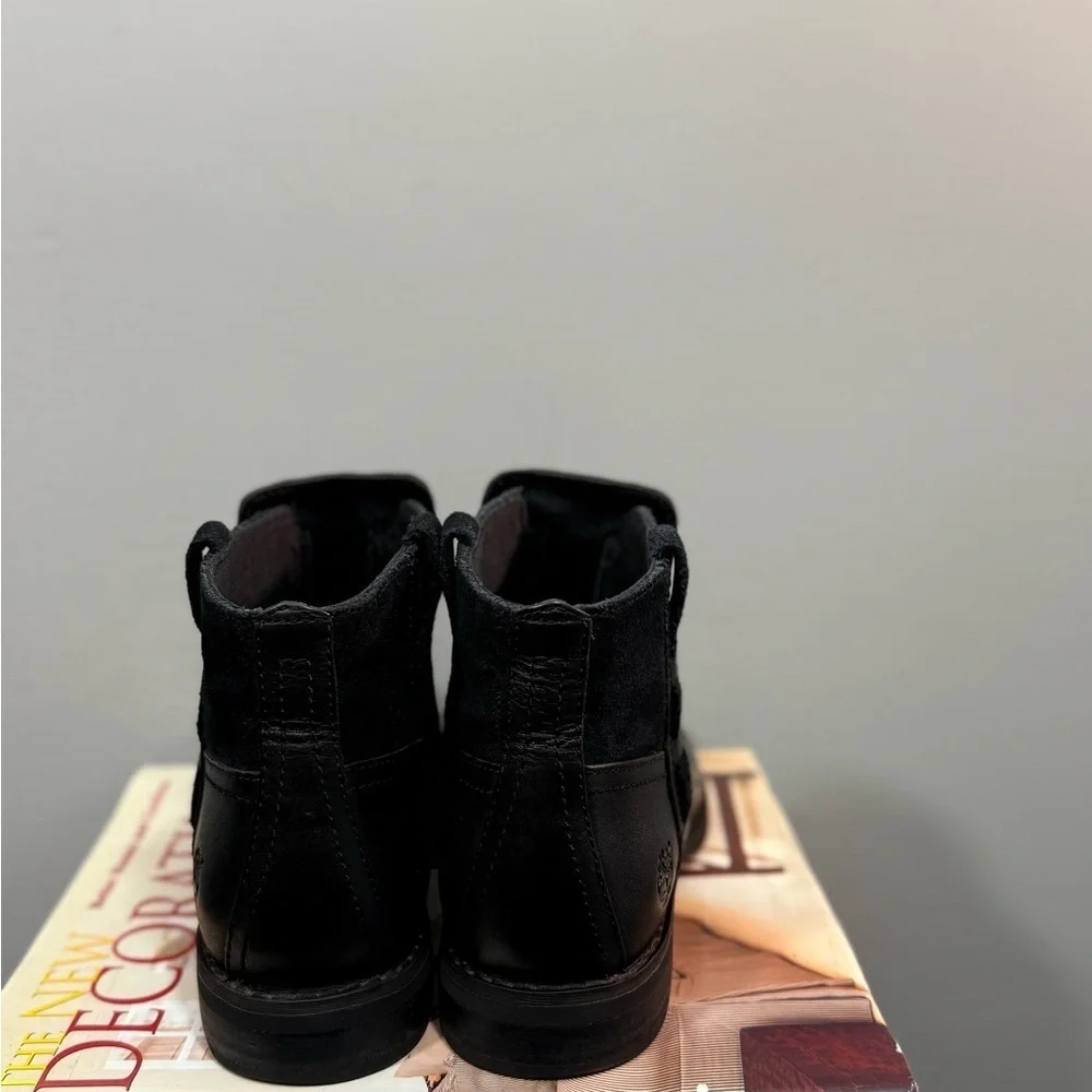 Timberland Black Leather Women’s Boots Size 6.5